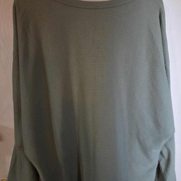Pre-owned Excellen Womens Top - Picture 2 of 13